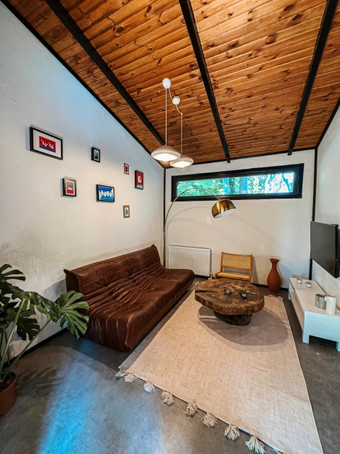 listing card gallery