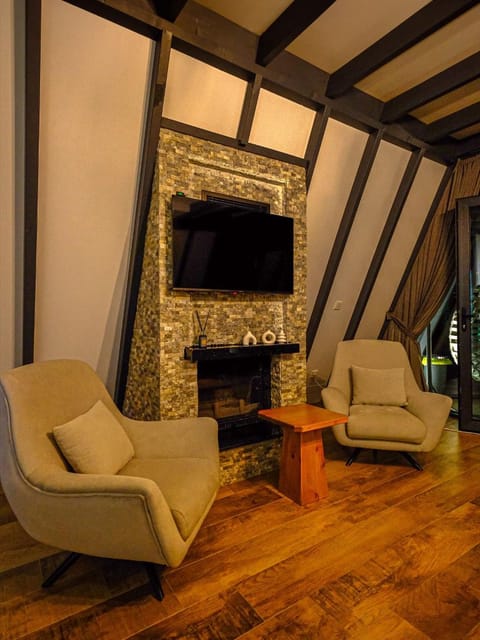 listing card gallery