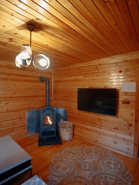 listing card gallery